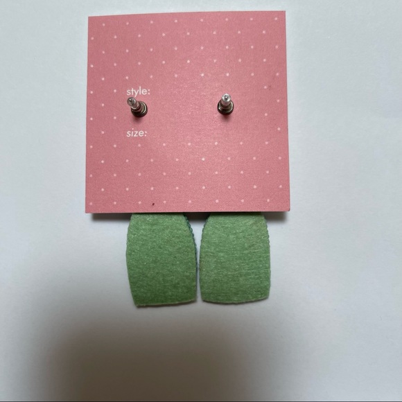 Mint Green Seed Beaded Champagne Bottle Statement Drop Earrings - Picture 9 of 11